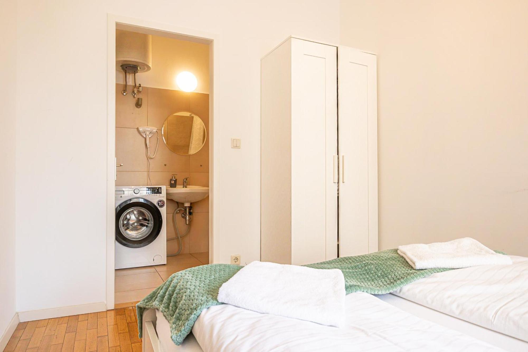 Friendly 2Br Apt- Near Rennweg & Belvedere Palace Apartment เวียนนา ภายนอก รูปภาพ